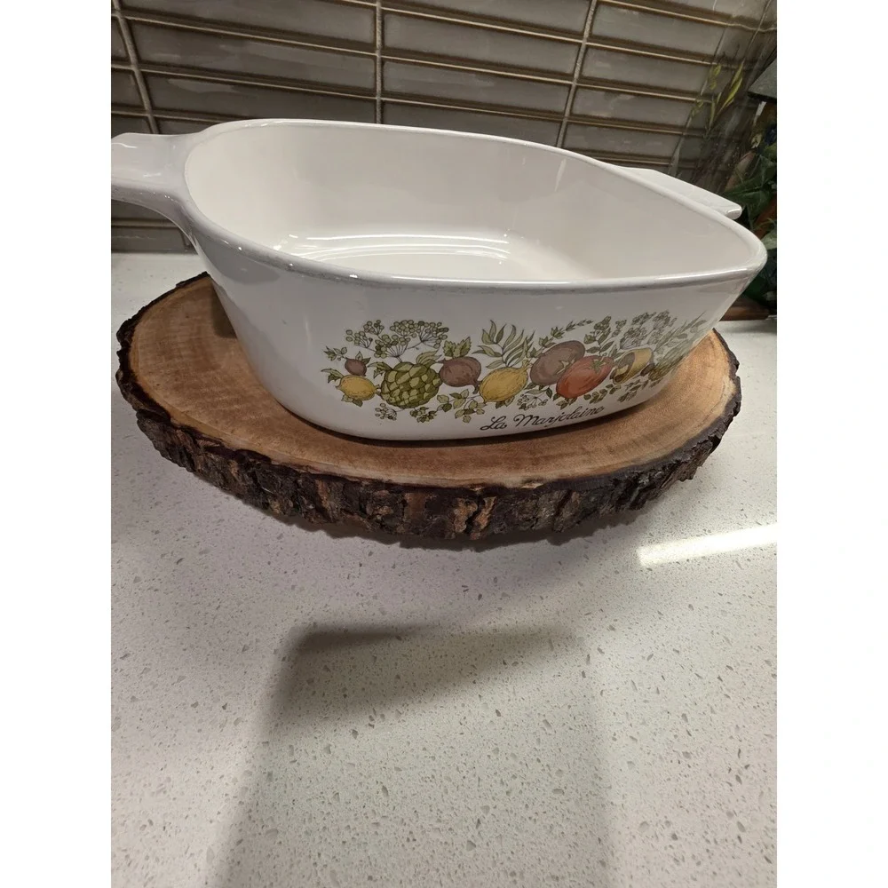 Corning Ware Spice of Life L'Echalote A-8-B Dish w/Clear Pyrex A-9-C Lid 1.4L